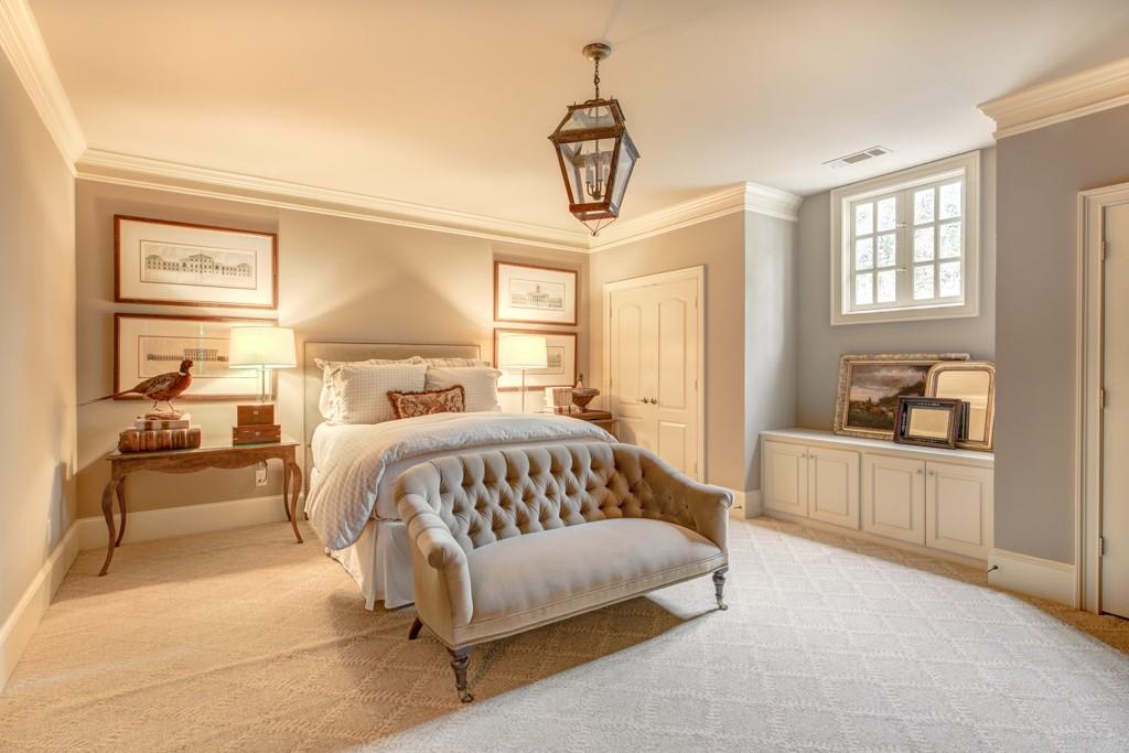 1005 Heards Ferry Road Northwest Atlanta, GA 30328 - Photo 12 of 18