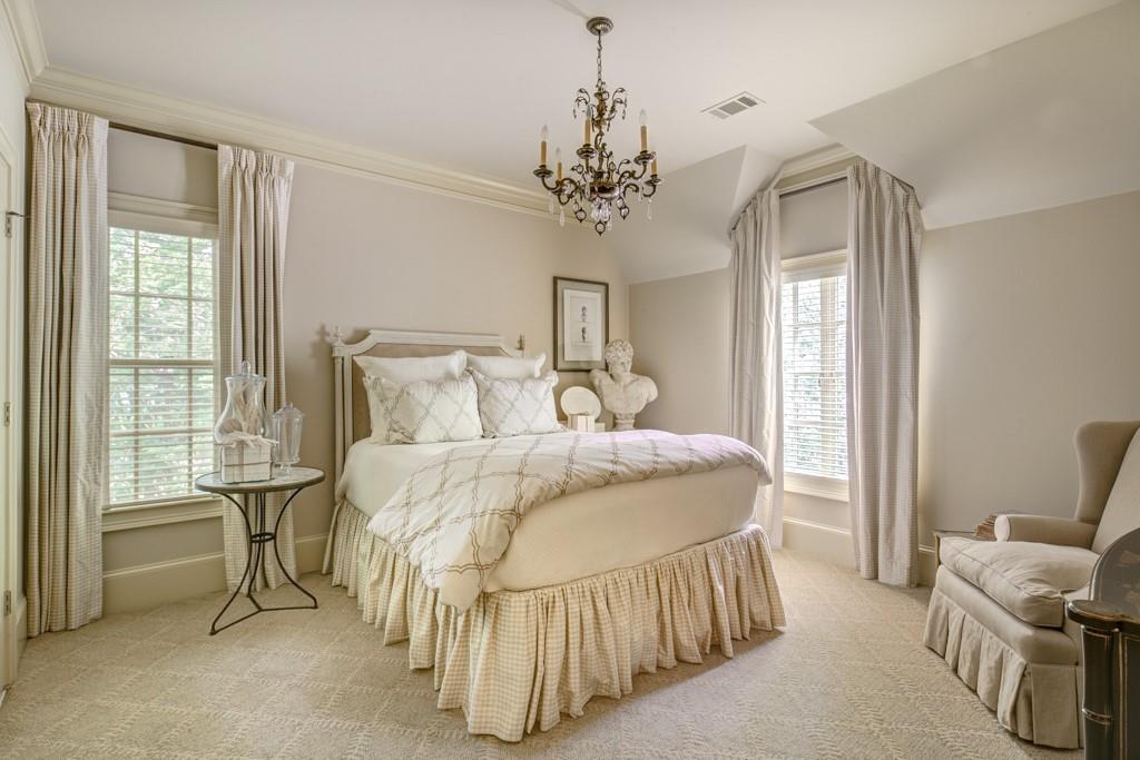 1005 Heards Ferry Road Northwest Atlanta, GA 30328 - Photo 13 of 18