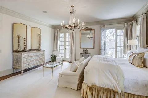 $2,995,000 | 1005 Heards Ferry Road Northwest, Sandy Springs, GA 30328