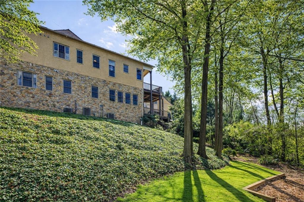 1005 Heards Ferry Road Northwest Sandy Springs, GA 30328 - Photo 26 of 30