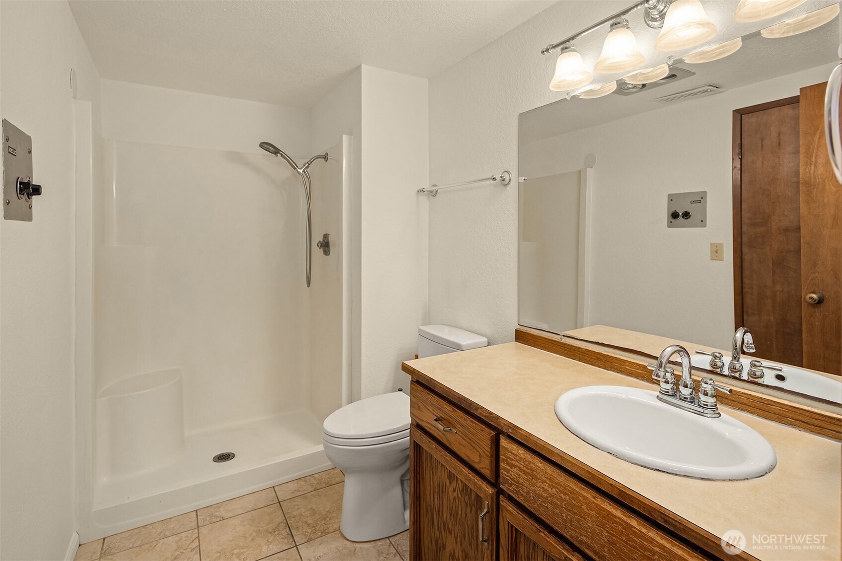 7016 165th Place Southwest Edmonds, WA 98026 - Photo 34 of 39