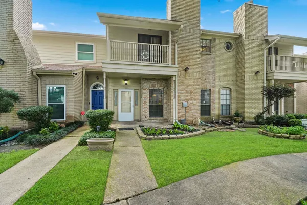 $219,000 | 800 Country Pl Drive, Unit 602, Houston, TX 77079
