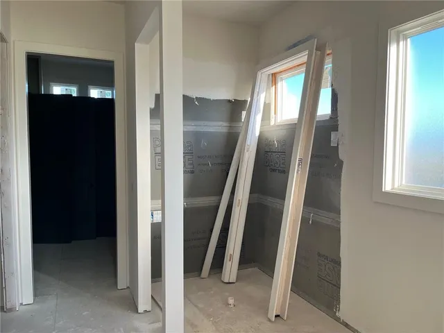 $1,650,000 | 9410 Deer Run Street, Lenexa, KS 66220