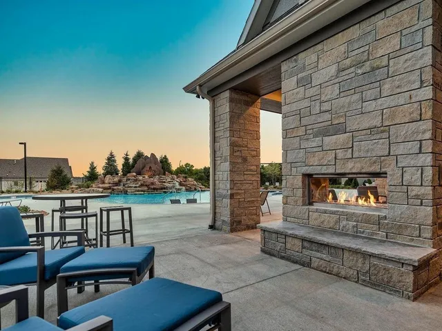 $1,650,000 | 9410 Deer Run Street, Lenexa, KS 66220