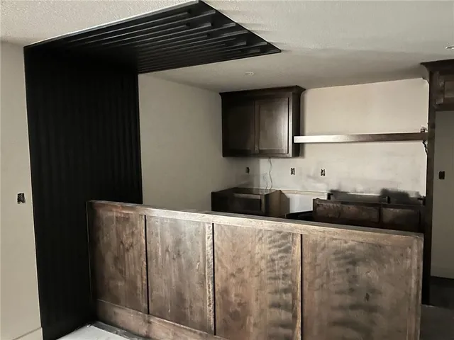 $1,650,000 | 9410 Deer Run Street, Lenexa, KS 66220