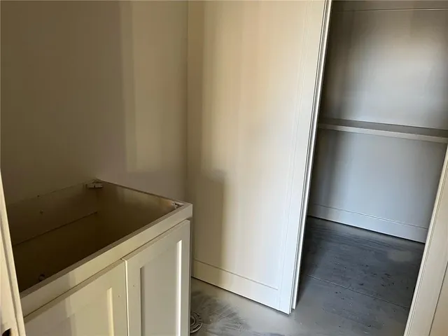 $1,650,000 | 9410 Deer Run Street, Lenexa, KS 66220