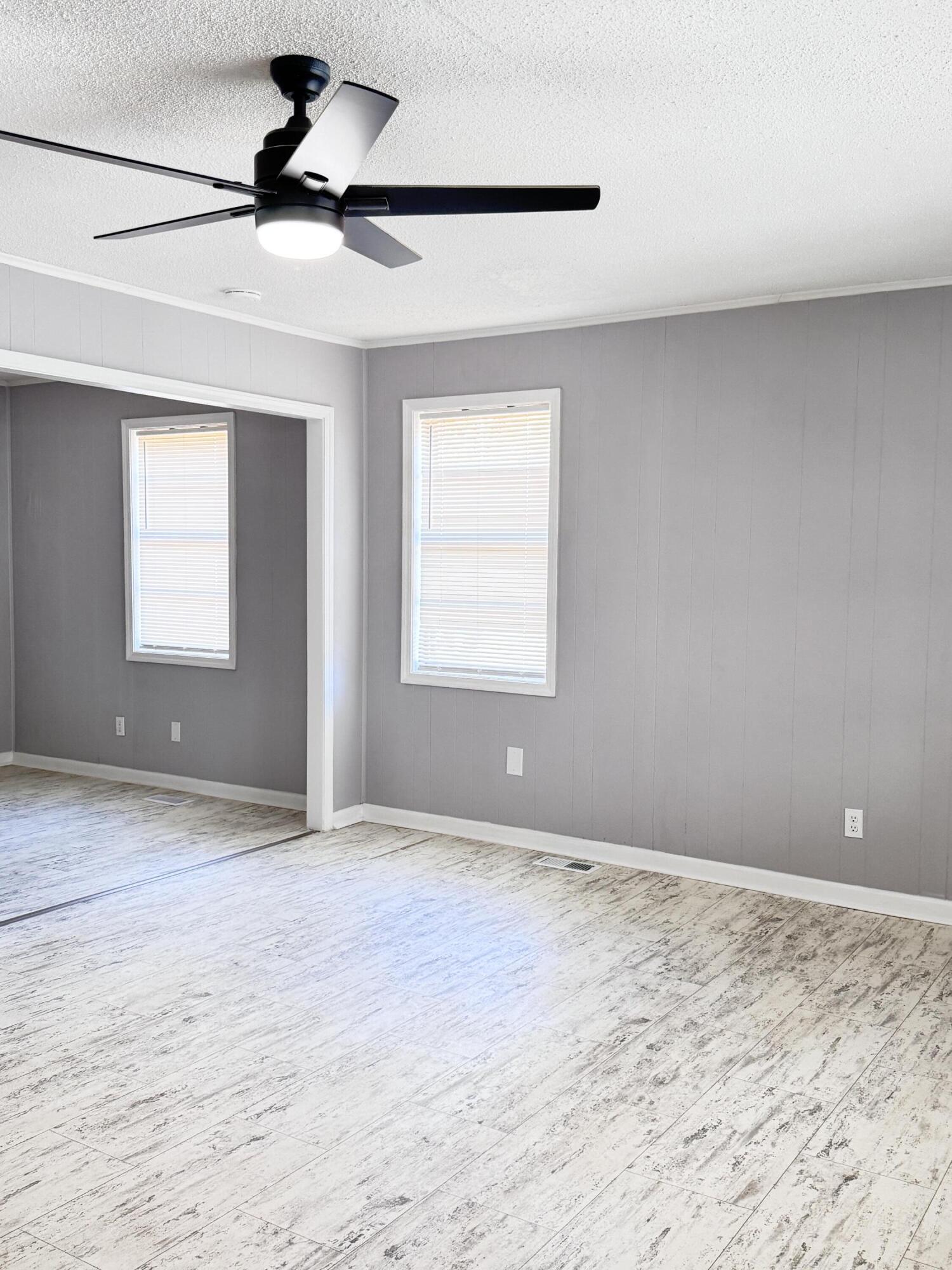348 Cleveland Street Walterboro, SC 29488 - Photo 4 of 17 348 Cleveland Street