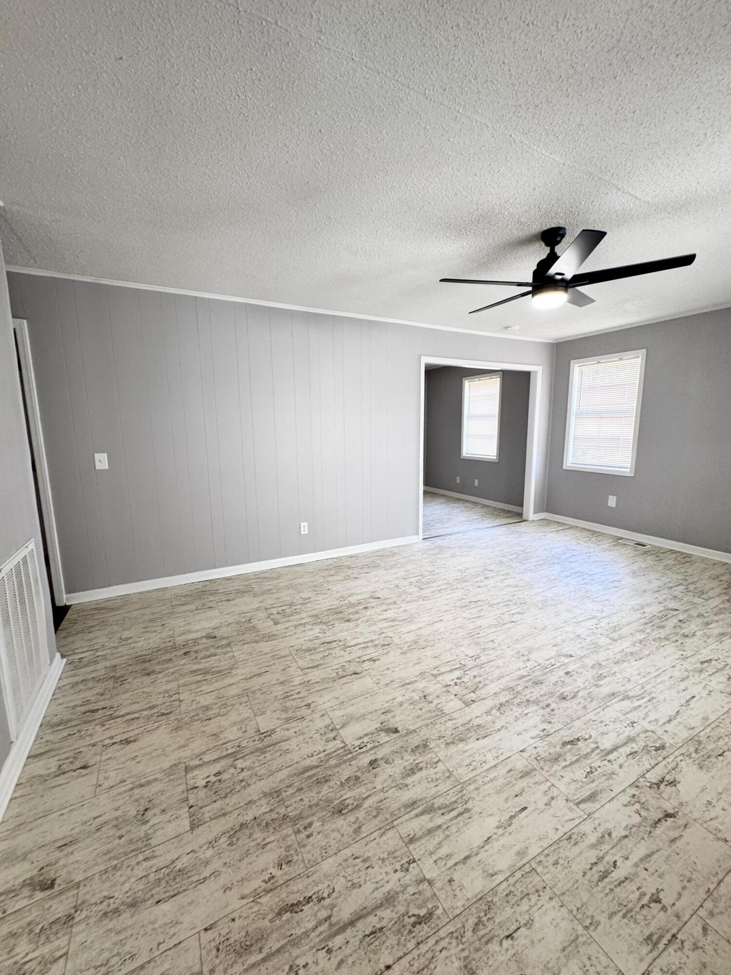 348 Cleveland Street Walterboro, SC 29488 - Photo 6 of 17 348 Cleveland Street