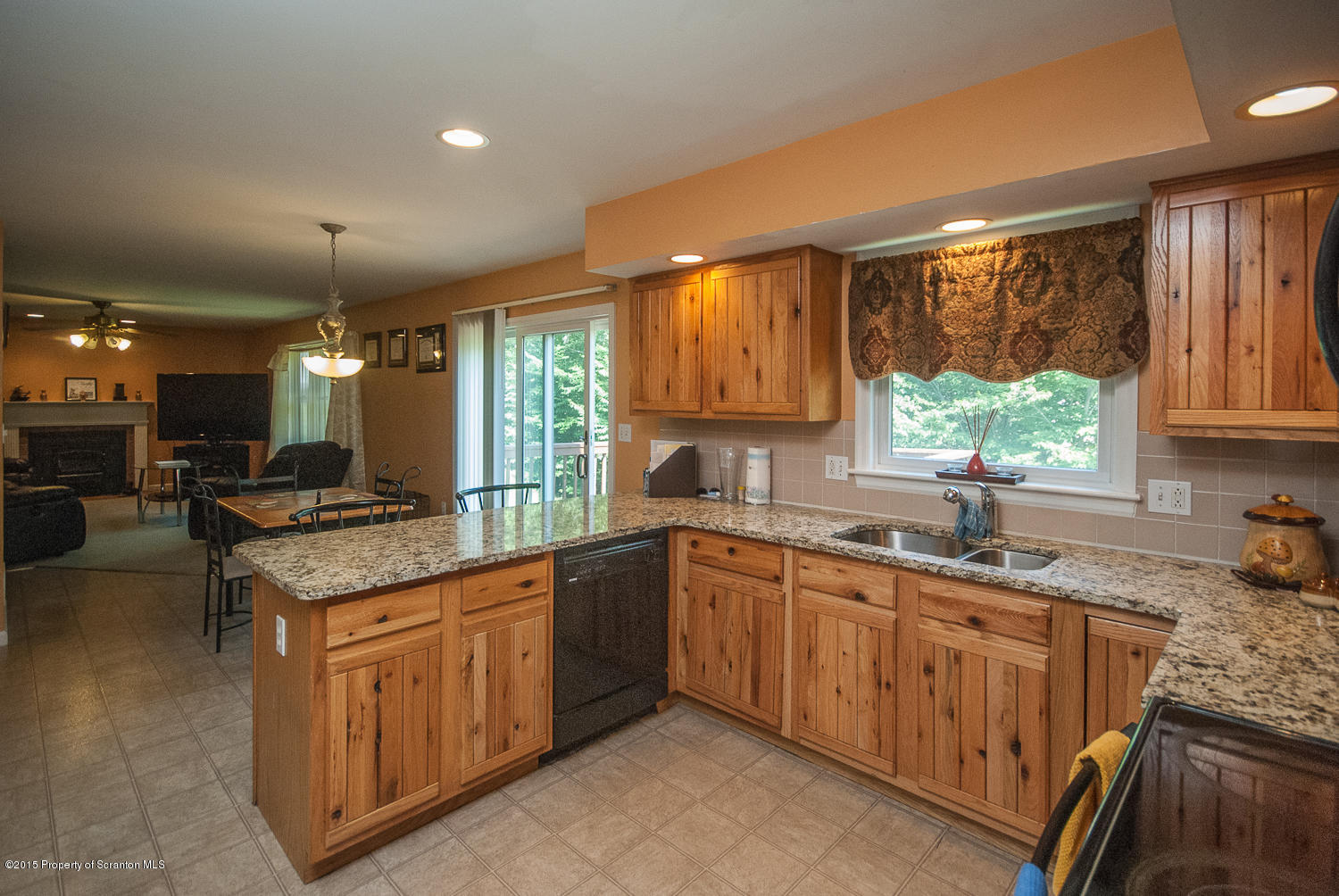 636 White Birch Road Clarks Summit, PA 18411 - Photo 13 of 32 Gallery Image 13
