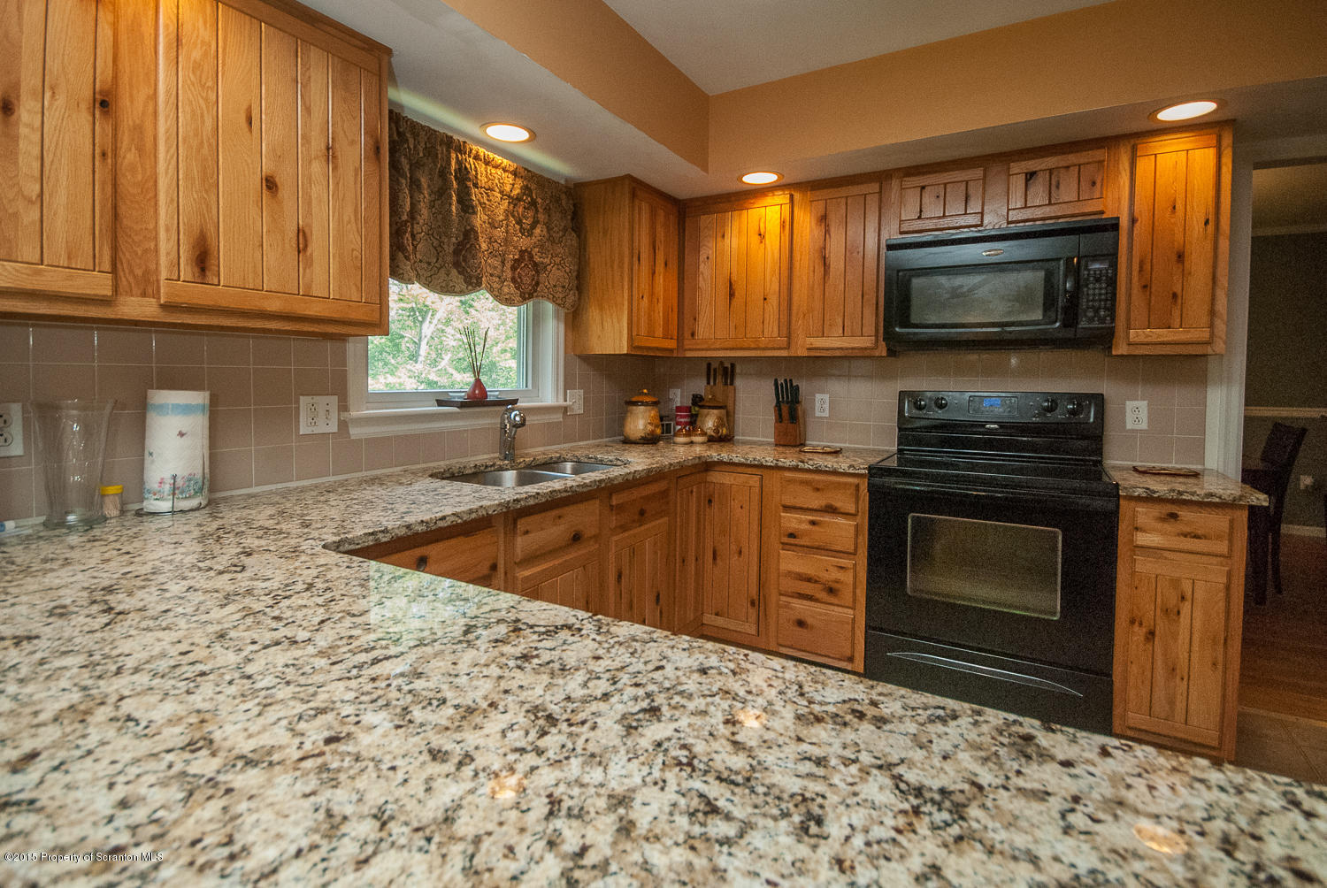 636 White Birch Road Clarks Summit, PA 18411 - Photo 14 of 32 Gallery Image 14