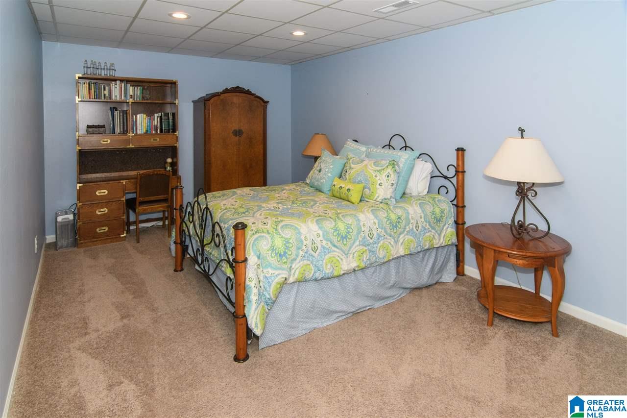 707 Colony Circle Birmingham, AL 35209 - Photo 40 of 50