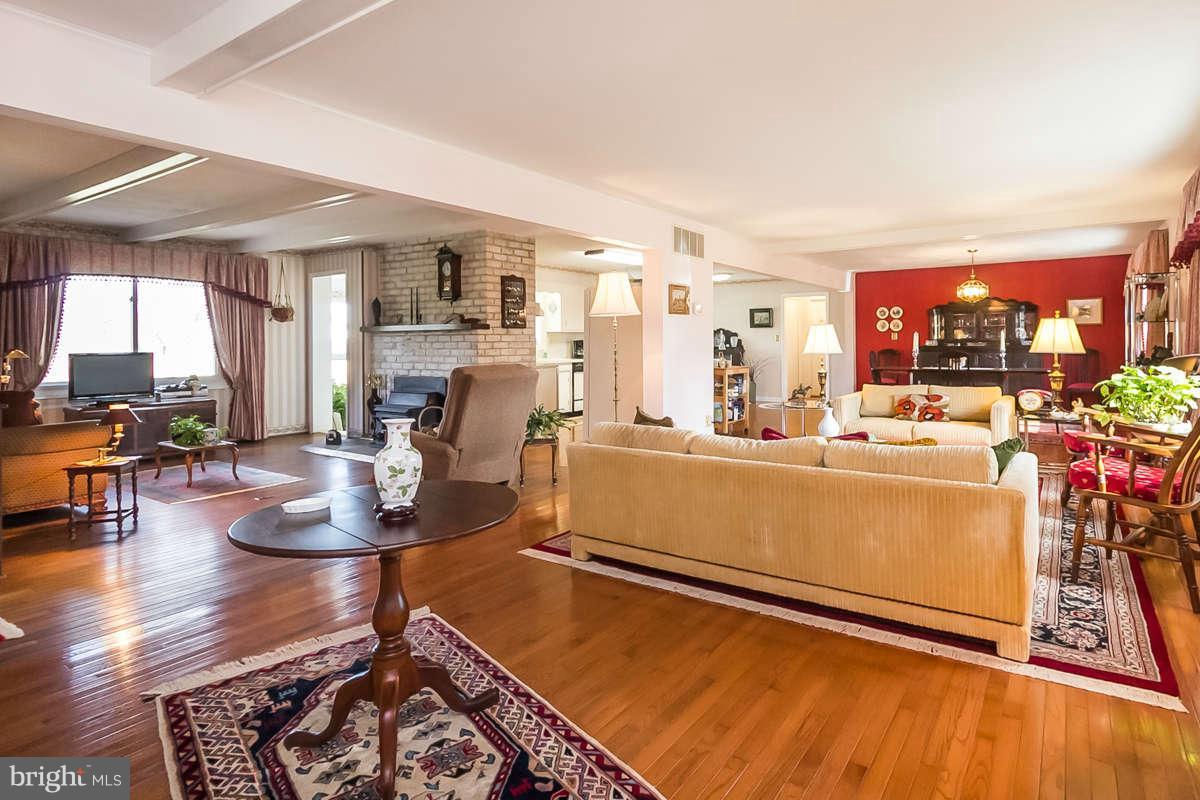 4320 Black Rock Road Upperco, MD 21155 - Photo 2 of 30 Living Room