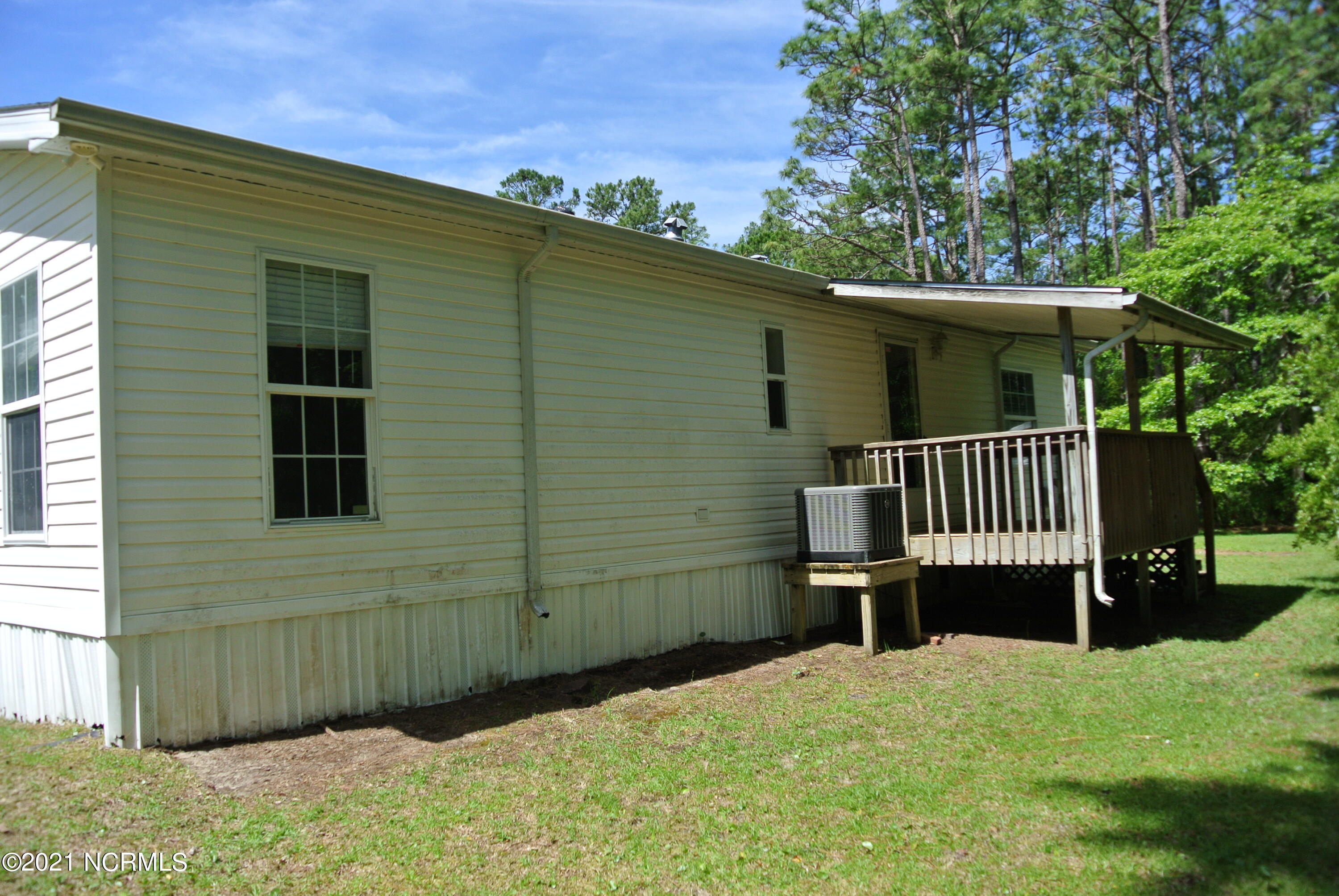 520 Firetower Road Beaufort, NC 28516 - Photo 6 of 27 DSC_2460