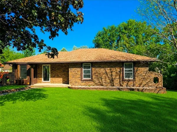 $280,000 | 2016 North Lazy Branch Road, Independence, MO 64058