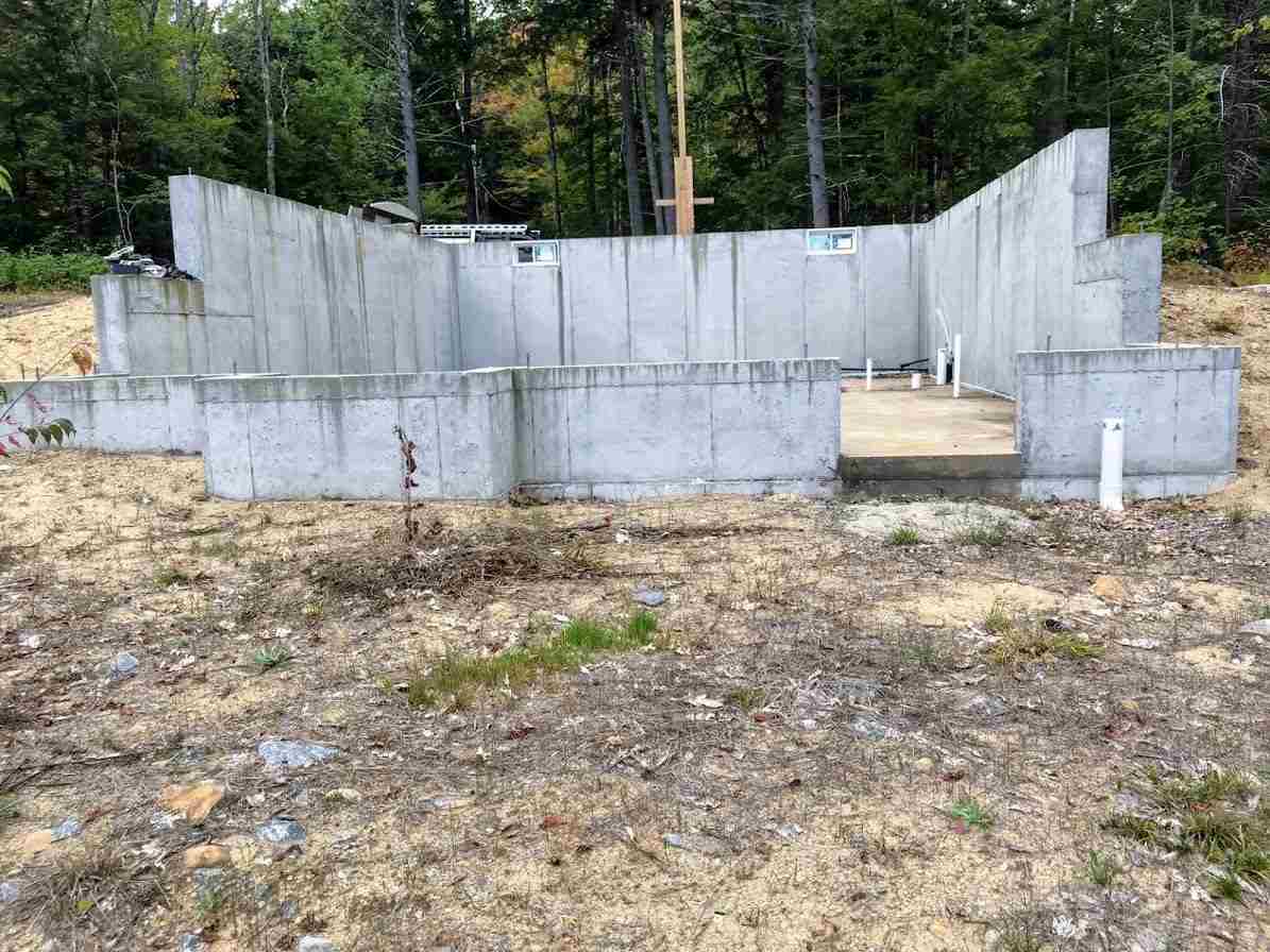 96 Seven Pines Road, Unit 14 Holderness, NH 03245 - Photo 9 of 25