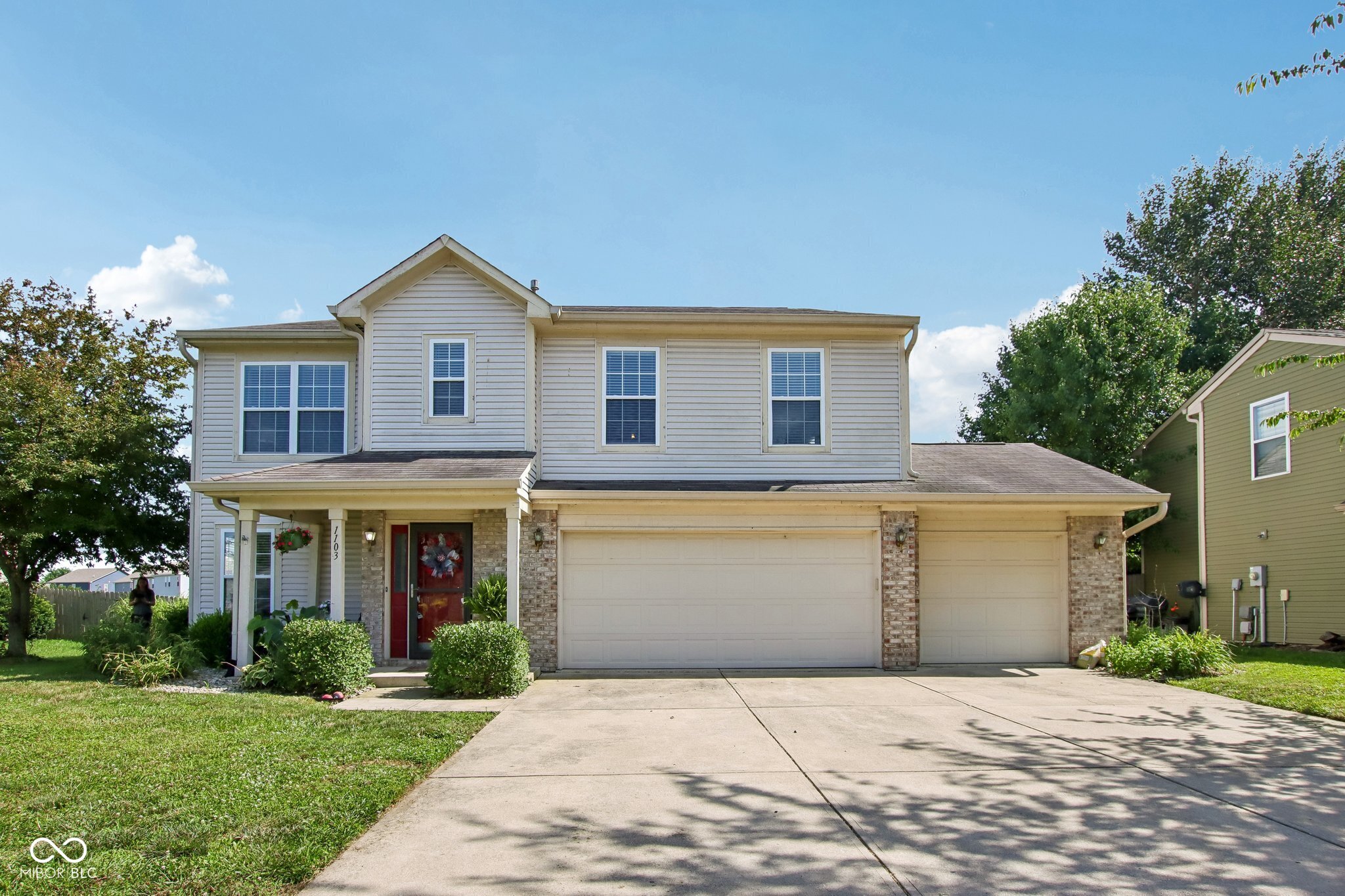 1103 Spring Meadow Court Franklin, IN 46131 - Photo 2 of 58