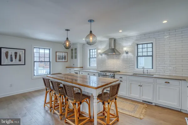 $1,990,000 | 7 Rehoboth Avenue, Lewes, DE 19958