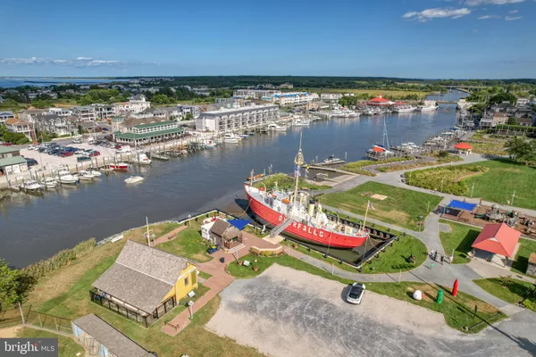 $1,990,000 | 7 Rehoboth Avenue, Lewes, DE 19958