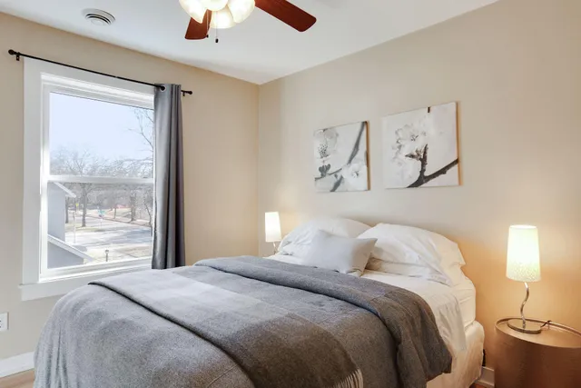 $3,750 | 219 5th Street Southeast, Minneapolis, MN 55414