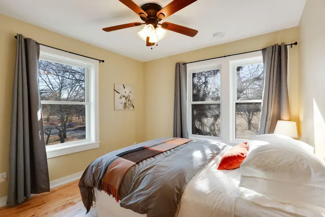 $3,750 | 219 5th Street Southeast, Minneapolis, MN 55414