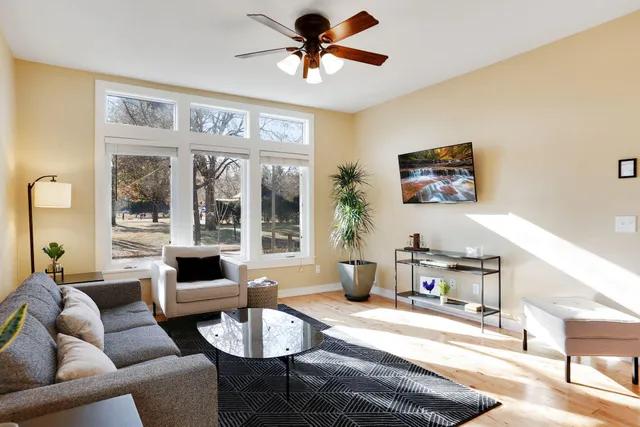 $3,750 | 219 5th Street Southeast, Minneapolis, MN 55414