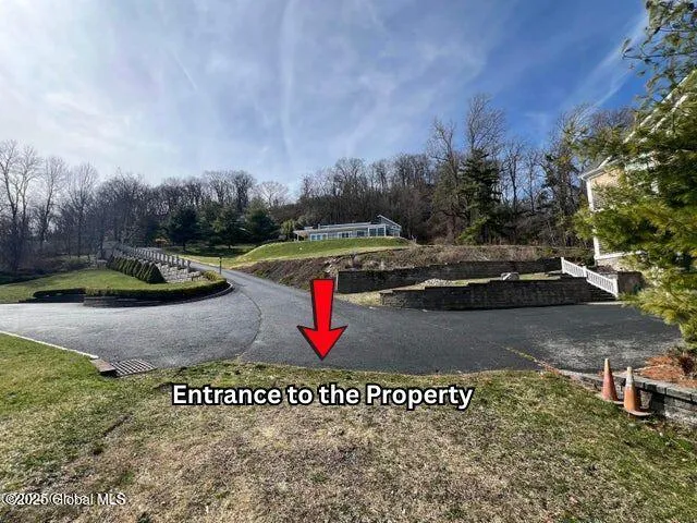 $160,000 | 3 Windswept Lane, Newburgh, NY 12550