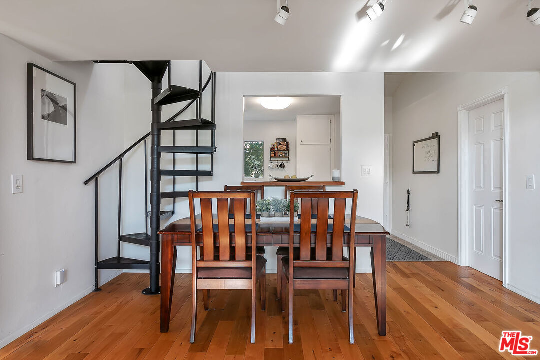 4834 Hollow Corner Road, Unit 402 Culver City, CA 90230 - Photo 13 of 23