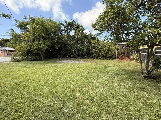 2802 Southwest 36th Avenue Miami, FL 33133 - Photo 9 of 13 8