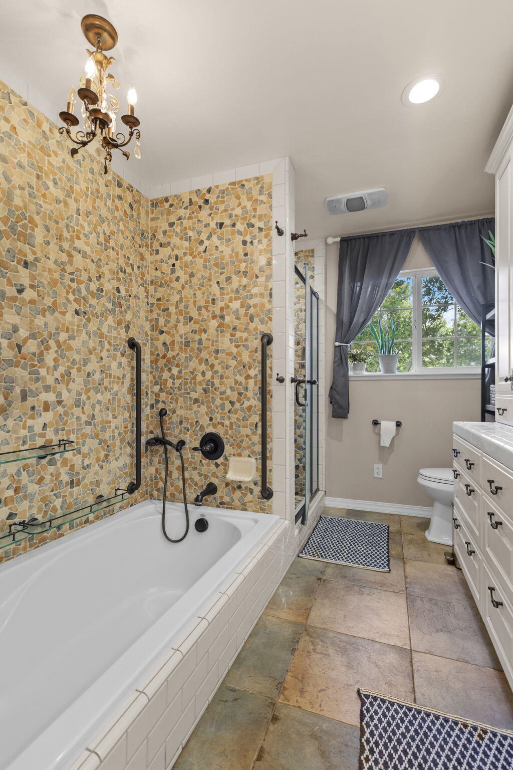 3776 Gover Road Anderson, CA 96007 - Photo 146 of 262 154-web-or-mls-8Q0A5347