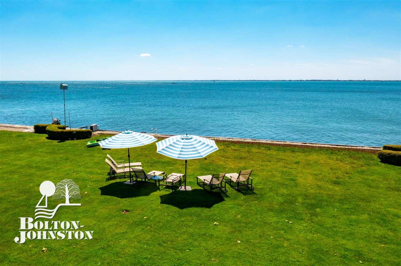 812 Bishop Road Grosse Pointe, MI 48230 - Photo 42 of 45 Lakeside seating