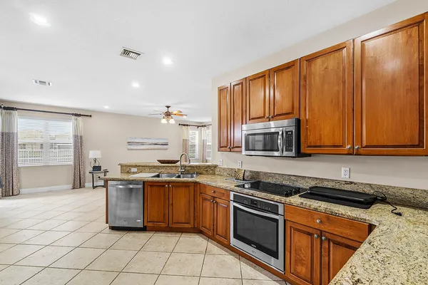 $4,850 | 8097 Via Bolzano, Lake Worth, FL 33467