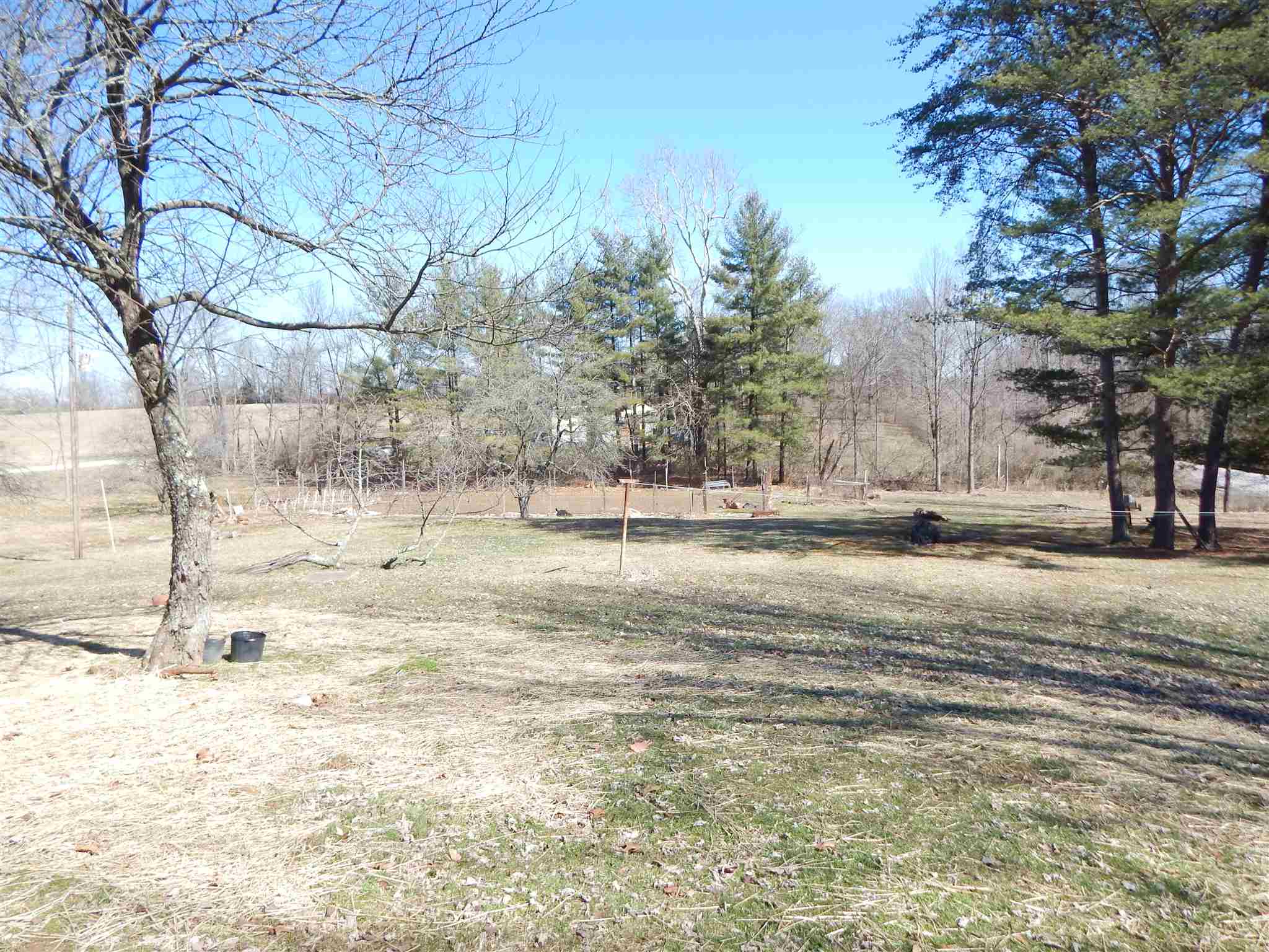 5015 South Greene County Line Road Bloomington, IN 47403 - Photo 21 of 24 Gallery Image 21
