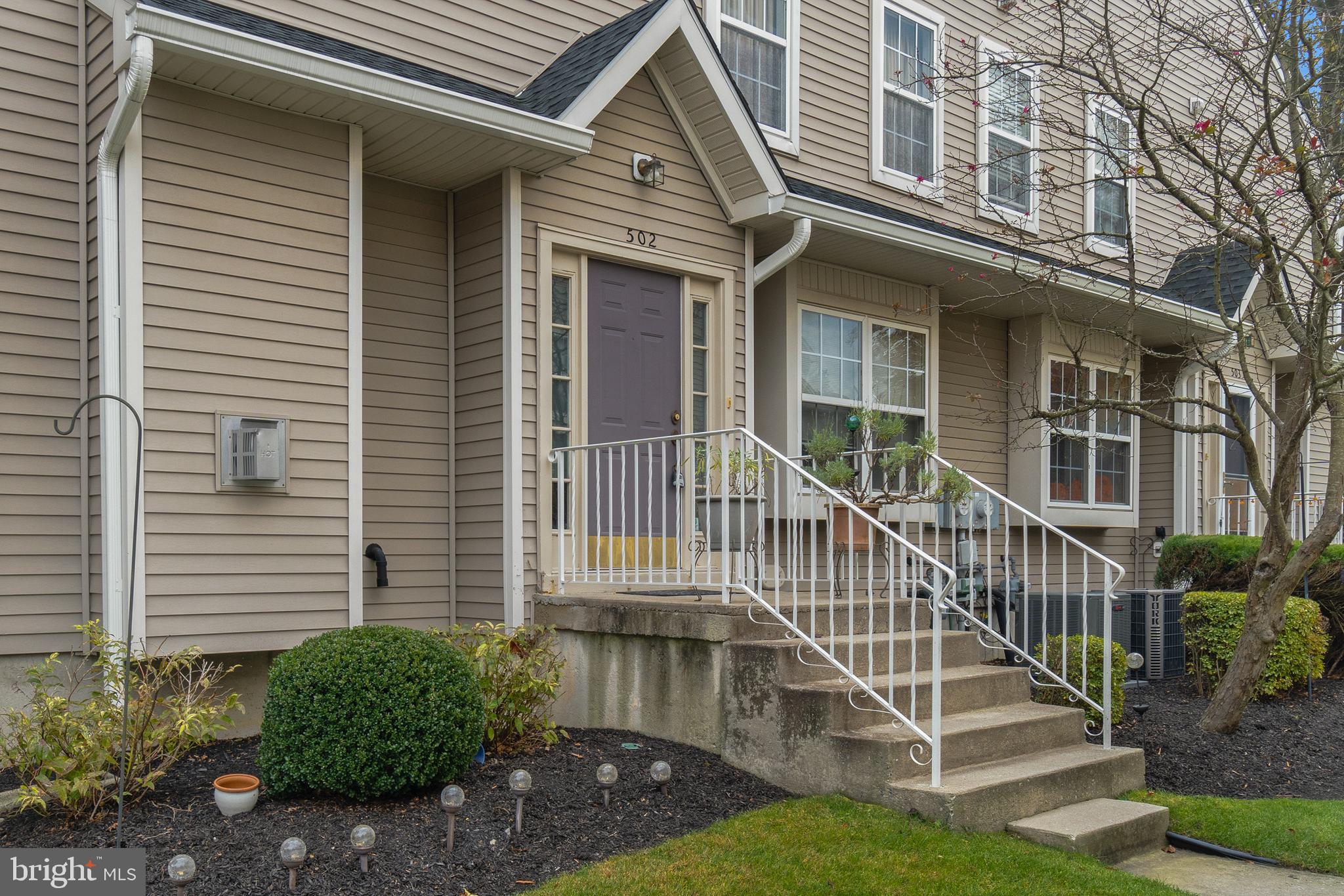 502 Coventry Way Mount Laurel, NJ 08054 - Photo 2 of 27