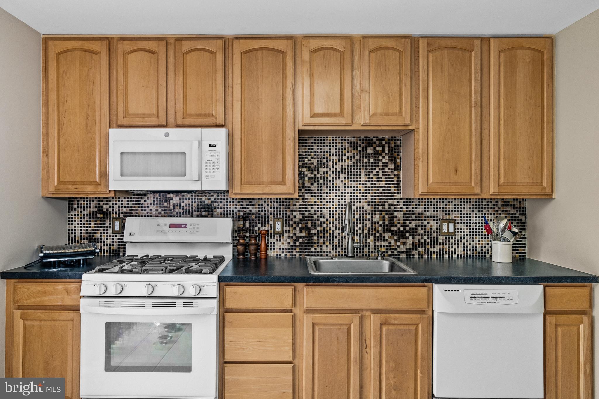 502 Coventry Way Mount Laurel, NJ 08054 - Photo 7 of 27