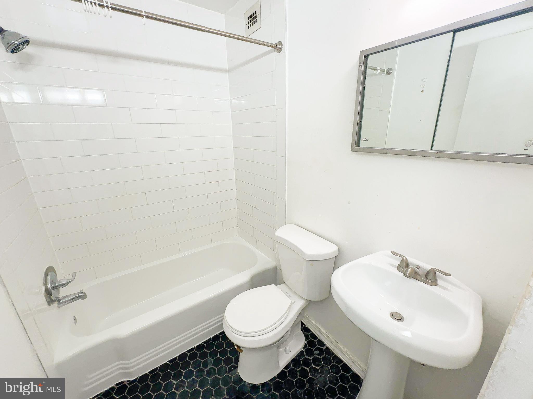 1900 Lyttonsville Road, Unit 1209 Silver Spring, MD 20910 - Photo 13 of 25