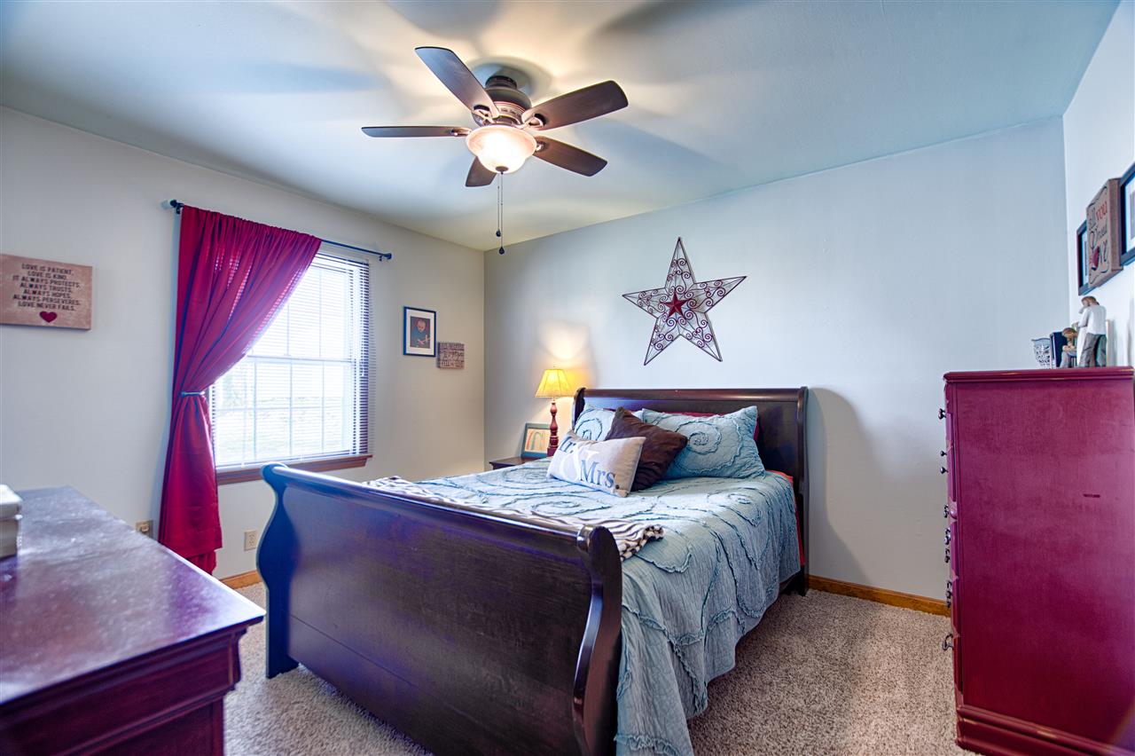 7712 Spry Road Evansville, IN 47715 - Photo 18 of 28 Gallery Image 18