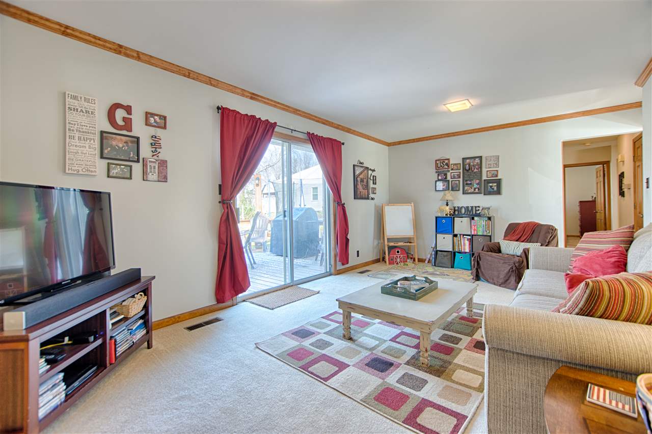 7712 Spry Road Evansville, IN 47715 - Photo 5 of 28 Gallery Image 5
