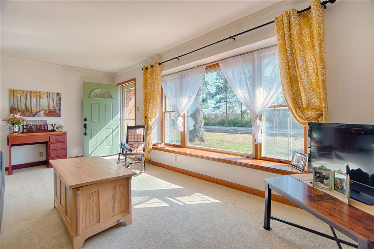 7712 Spry Road Evansville, IN 47715 - Photo 7 of 28 Gallery Image 7