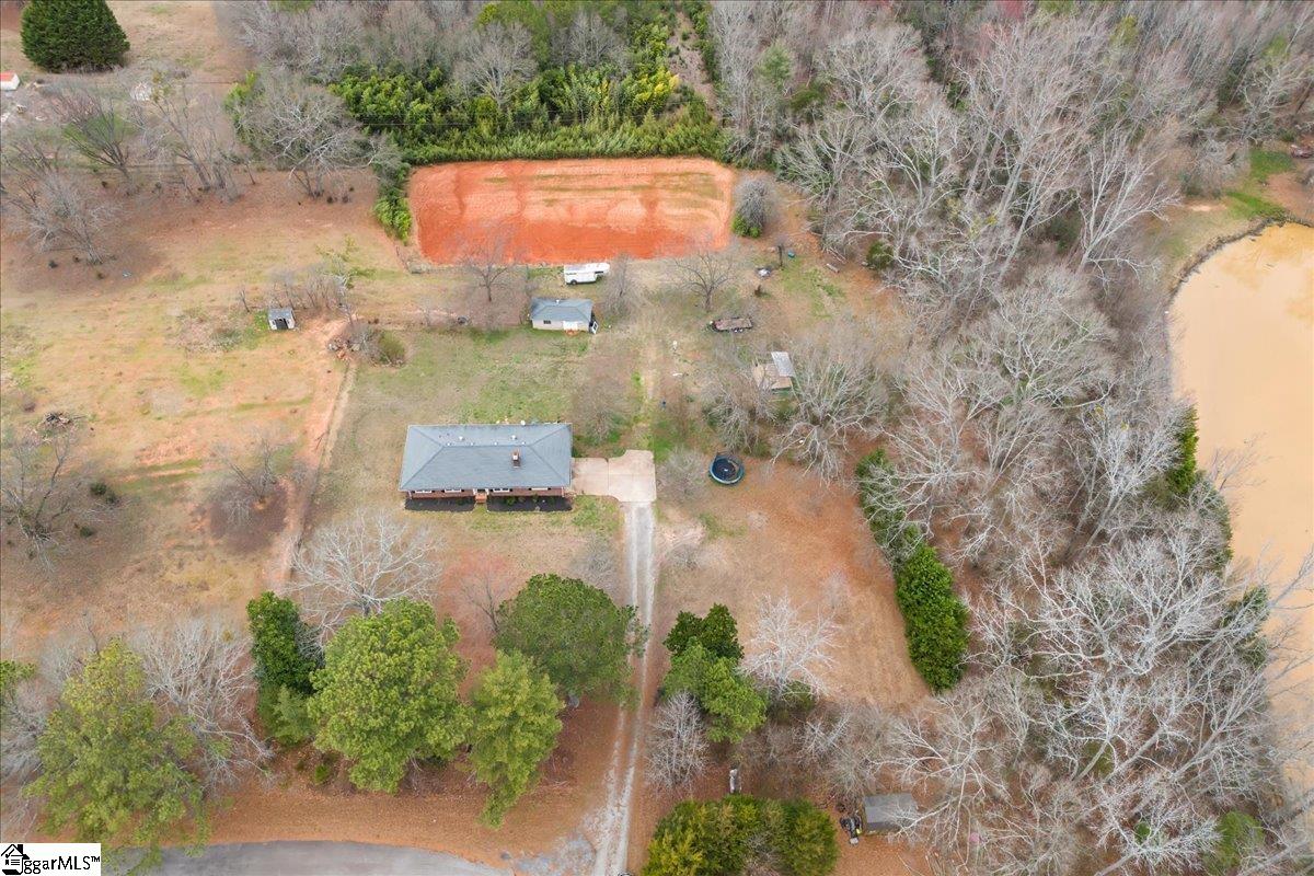 109 Sylvia Road Belton, SC 29627 - Photo 6 of 36