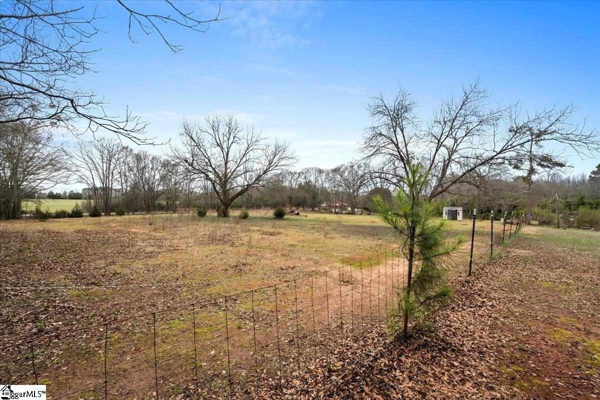 109 Sylvia Road Belton, SC 29627 - Photo 8 of 36