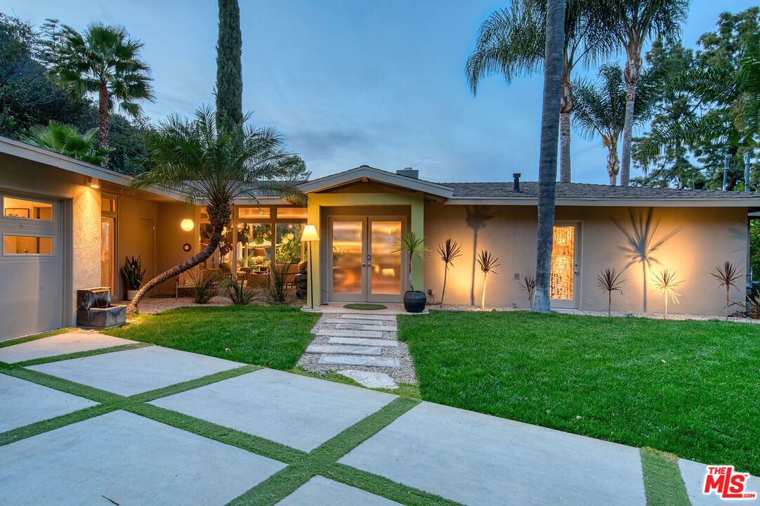 3827 Rhodes Avenue Studio City, CA 91604 - Photo 26 of 28
