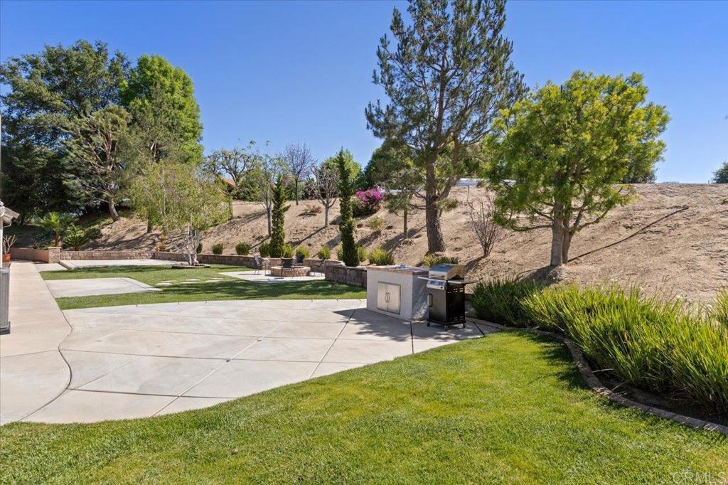 30405 Del Rey Road Temecula, CA 92591 - Photo 20 of 46 a view of a bench in a park