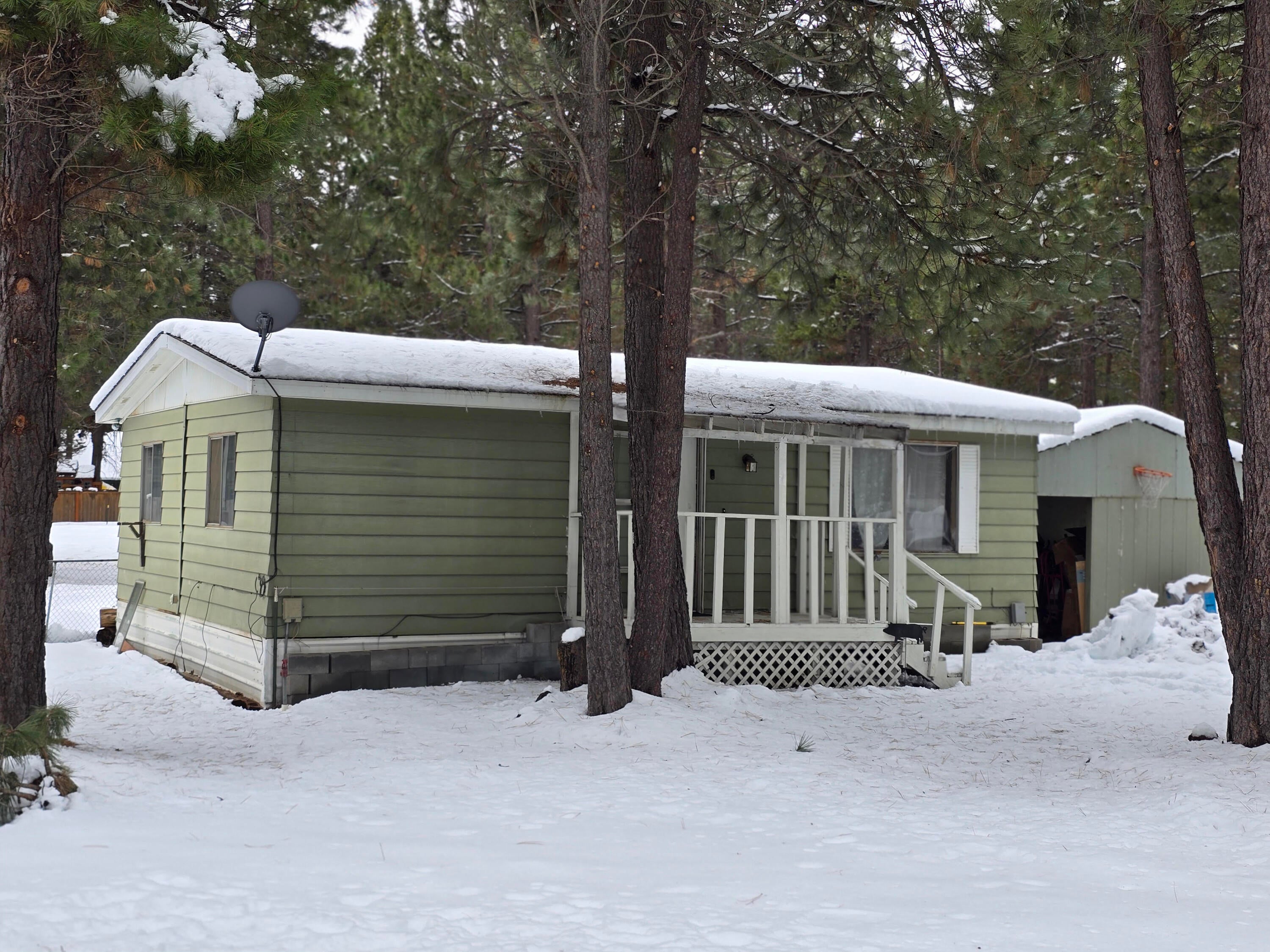 16919 Covina Road Bend, OR 97707 - Photo 1 of 9 Exterior