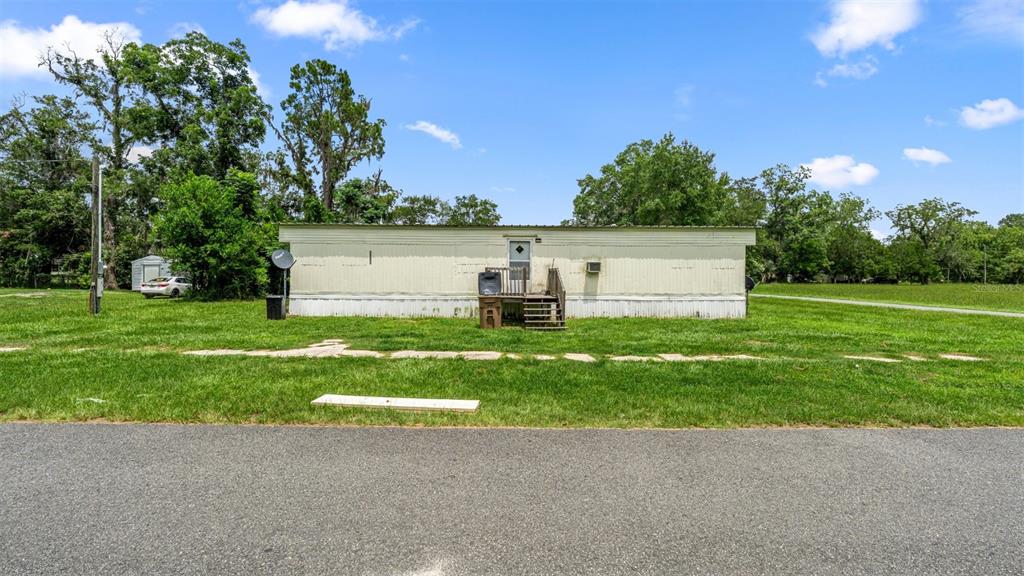 5383 Orange Street Hampton, FL 32044 - Photo 2 of 7