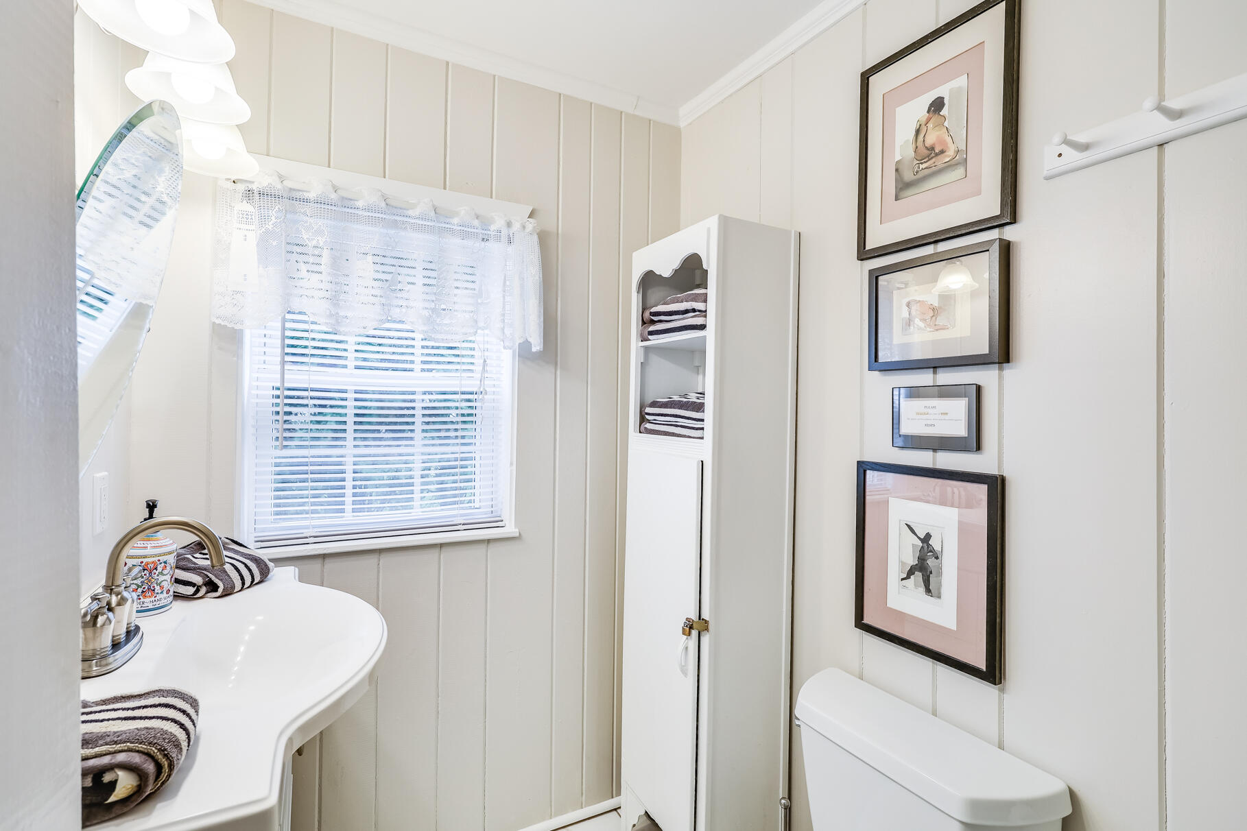164 Kendrick Avenue, Unit B Wellfleet, MA 02667 - Photo 13 of 32 a view of a livingroom with a camera next to a window