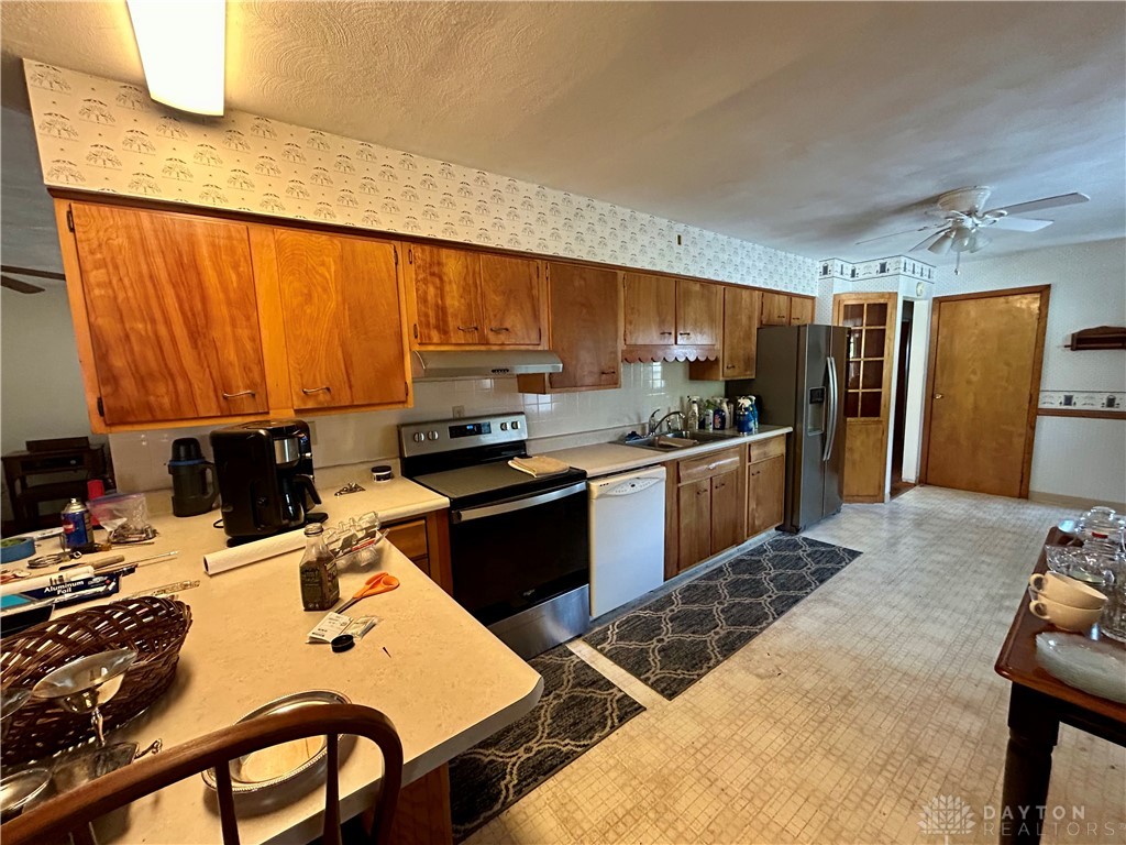 758 Emrick Road New Madison, OH 45346 - Photo 10 of 42