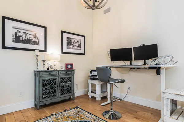 $4,200 | 1 Franklin Street, Unit 2C, Exeter, NH 03833