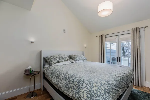 $4,200 | 1 Franklin Street, Unit 2C, Exeter, NH 03833