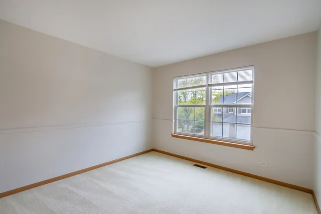 $246,500 | 1244 Brookdale Drive, Unit 1244, Carpentersville, IL 60110