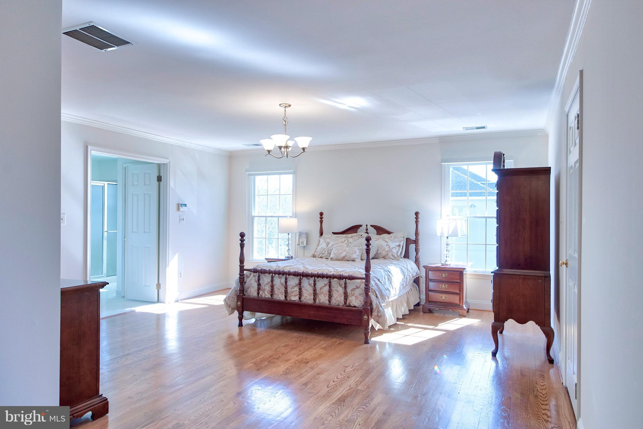 1713 Raleigh Hill Road Vienna, VA 22182 - Photo 12 of 30 Bedroom (Master)